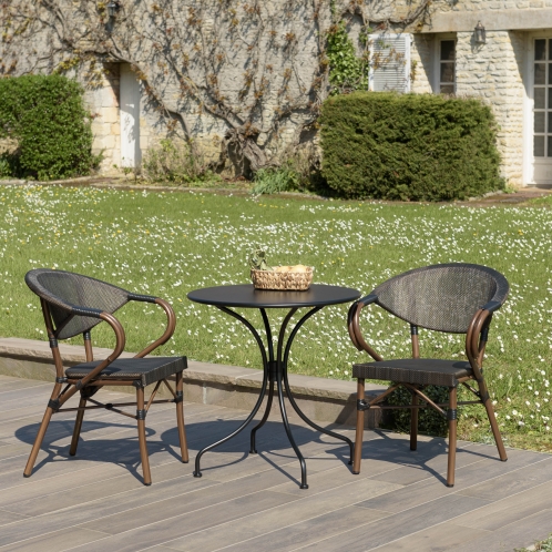 https://www.dpi-import.com/10046-thick_dpi-import/salon-de-jardin-2-personnes-en-acier-1-table-ronde-70x70cm-et-2-chaises-en-textilene-marron.jpg