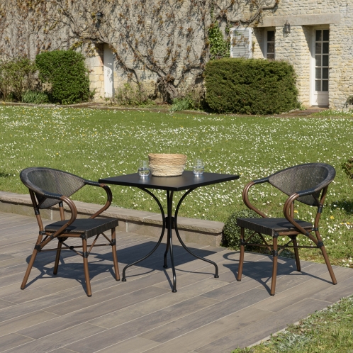 https://www.dpi-import.com/10058-thick_dpi-import/salon-de-jardin-2-personnes-en-acier-1-table-carree-70x70cm-et-2-chaises-en-textilene-marron.jpg