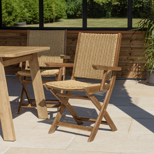 https://www.dpi-import.com/15988-thick_dpi-import/lot-de-2-fauteuils-pliants-acacia-huile-et-rotin-synthetique-.jpg