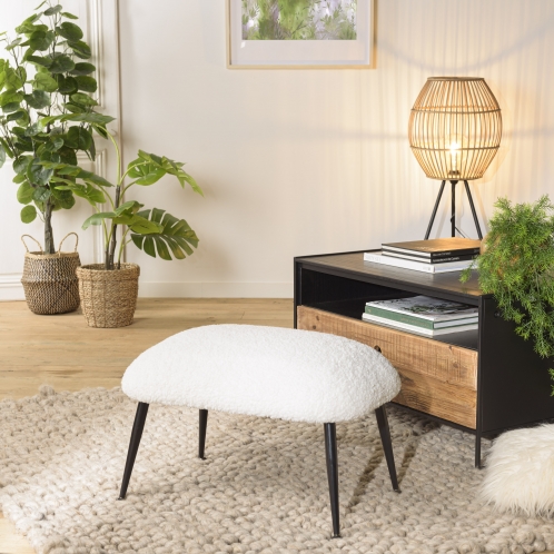 https://www.dpi-import.com/8551-thick_dpi-import/tabouret-cosy-tissu-bouclette-blanc-pieds-metal-noir.jpg